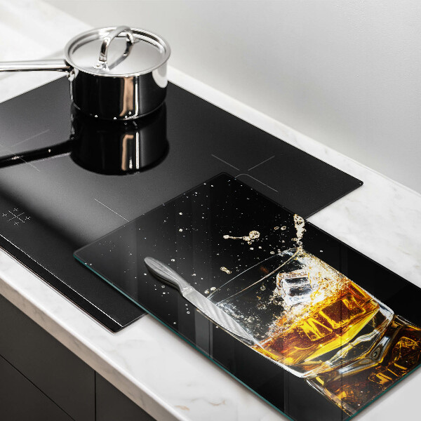 Tagliere in vetro temperato Un bicchiere di whisky