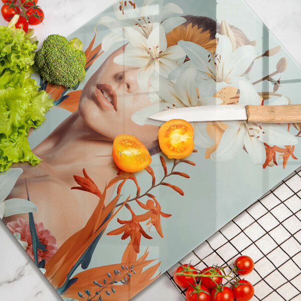 Tagliere in vetro Donna tra i fiori