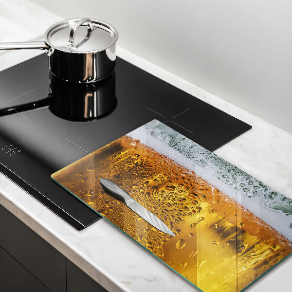 Tagliere in vetro Bicchiere di birra bagnato