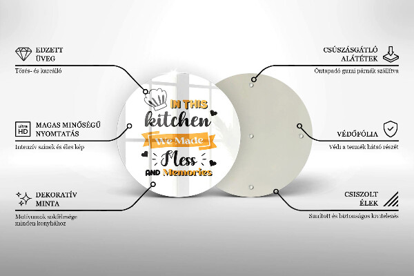Tagliere in vetro temperato In questa cucina abbiamo creato disordine e ricordi