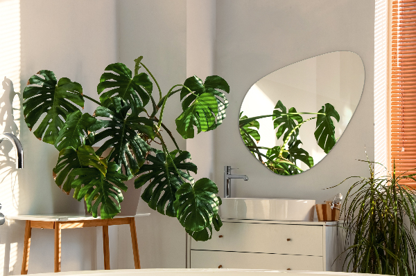 Specchio forma irregolare 68x67 cm