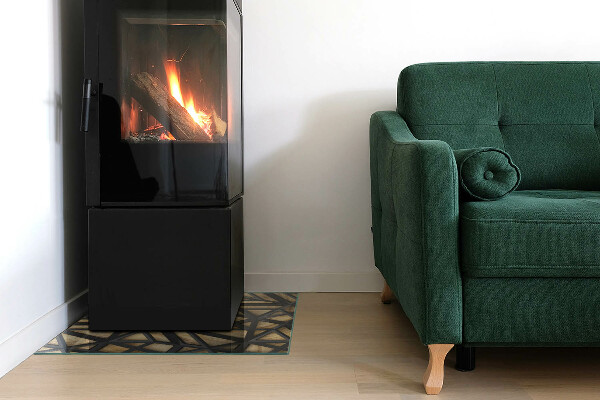 Quadrata vetro sotto stufa Geometria con il legno