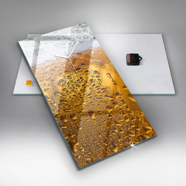 Orologio verticale in vetro Un boccale di birra