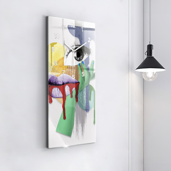 Orologio verticale collage surrealista