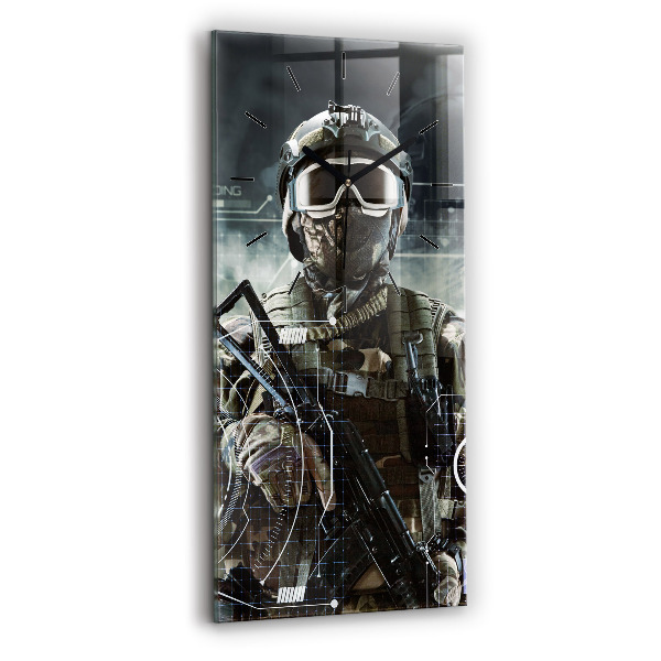 Orologio verticale Soldato con una pistola