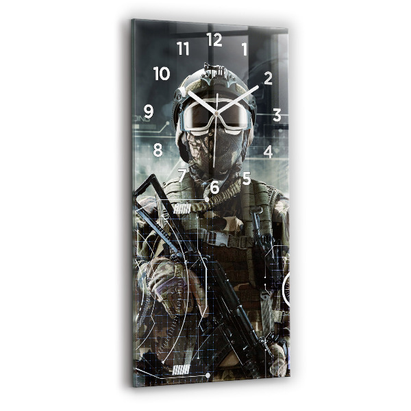 Orologio verticale Soldato con una pistola