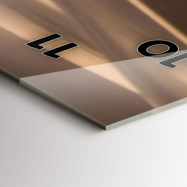 Orologio verticale Quad nel deserto