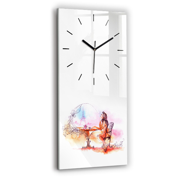 Orologio verticale Donna che beve il tè