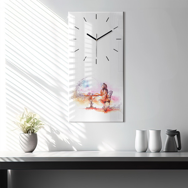 Orologio verticale Donna che beve il tè