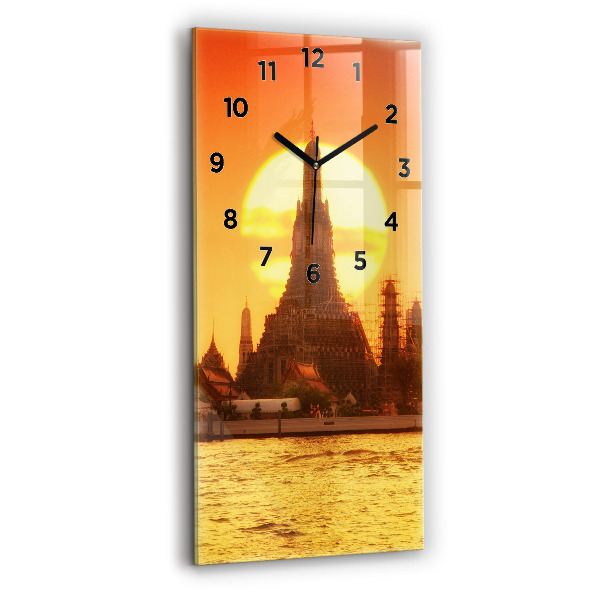 Orologio verticale Wat arun bangkok thailand