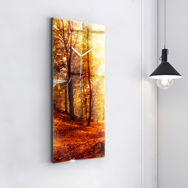 Orologio verticale Paesaggio forestale al sole