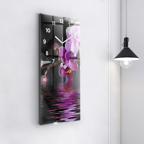 Orologio verticale Fiore di orchidea sull'acqua