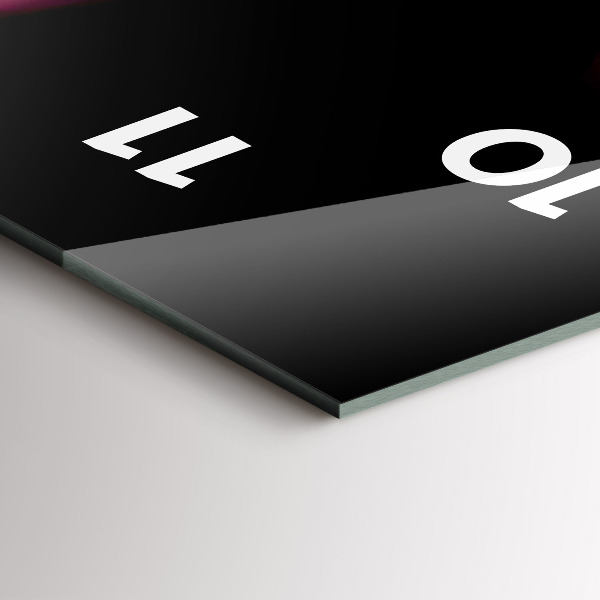 Orologio verticale Fontana di Wroclaw di notte