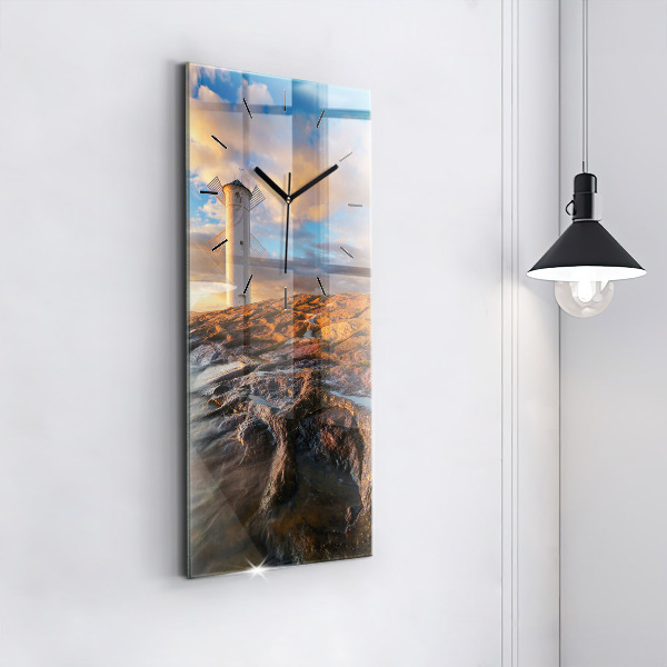 Orologio verticale Il Faro e il Mar Baltico