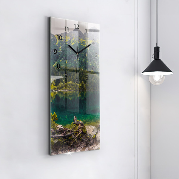 Orologio verticale in vetro Morskie Oko nei Monti Tatra
