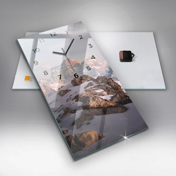 Orologio verticale in vetro Una montagna coperta di neve