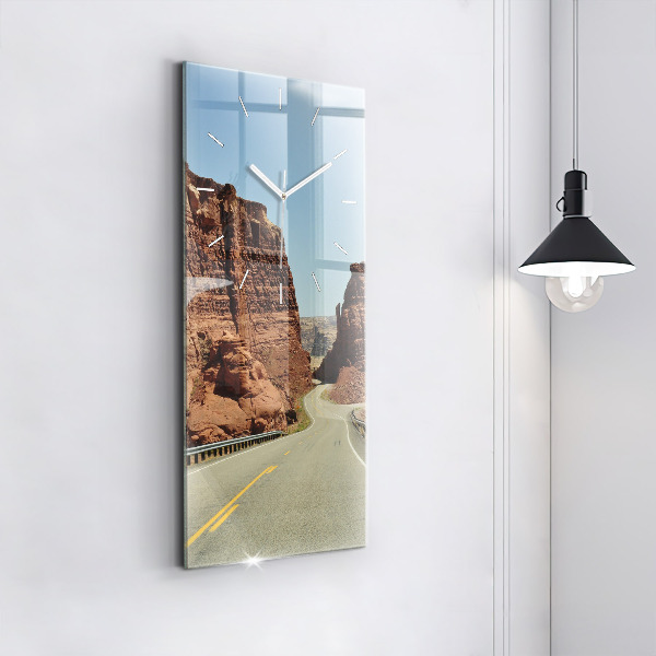 Orologio verticale in vetro Route 66 negli Stati Uniti