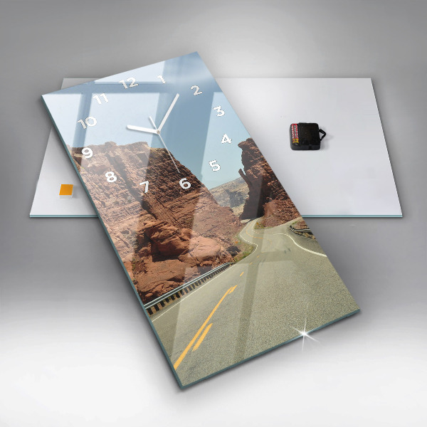 Orologio verticale in vetro Route 66 negli Stati Uniti