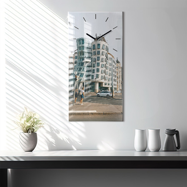 Orologio verticale in vetro Casa danzante Praga