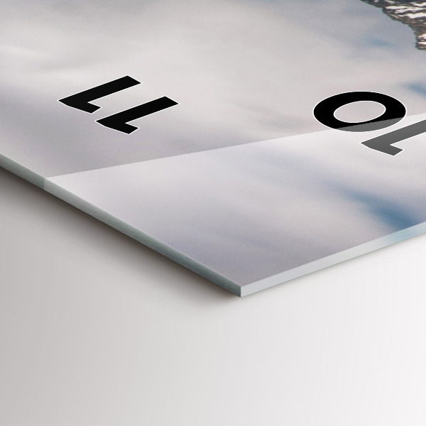 Orologio verticale in vetro Alti Tatra in Slovacchia