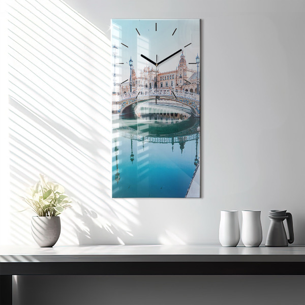 Orologio verticale in vetro Plaza de Espana a Siviglia