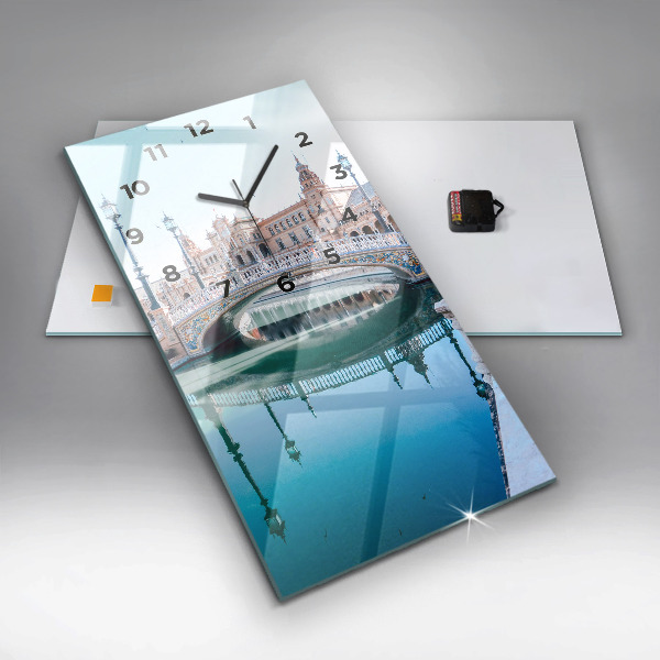 Orologio verticale in vetro Plaza de Espana a Siviglia