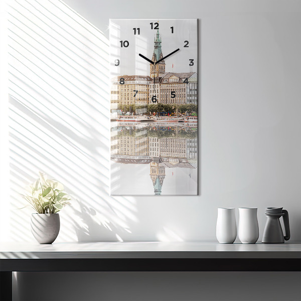 Orologio verticale Fiume Amburgo Germania