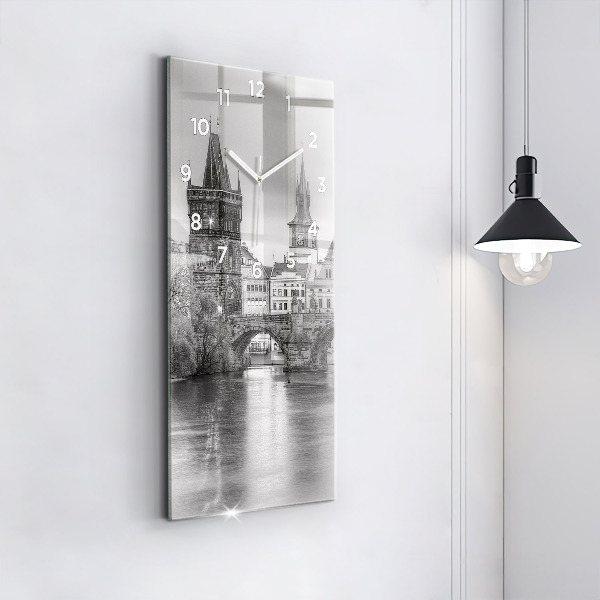Orologio verticale Ponte Carlo a Praga