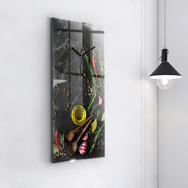 Orologio verticale in vetro Spezie sul bancone