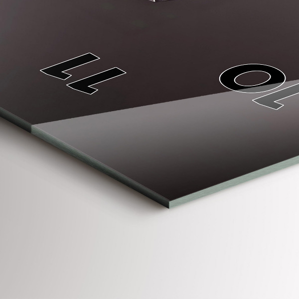 Orologio verticale in vetro Un bicchiere di vino rosso