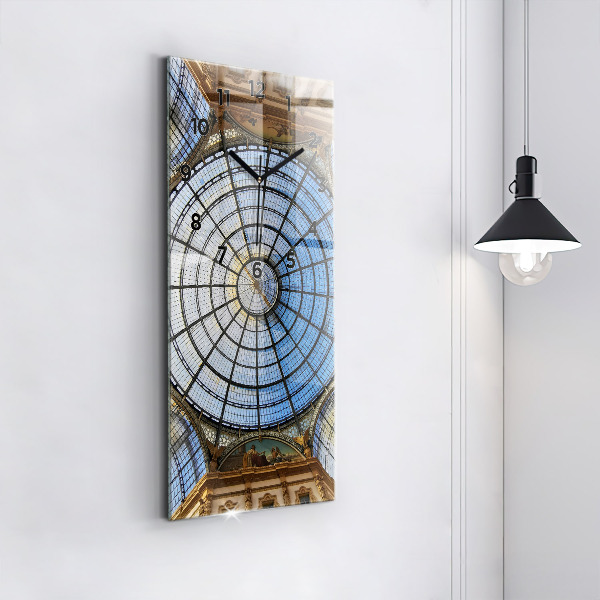 Orologio verticale in vetro Centro commerciale a Milano
