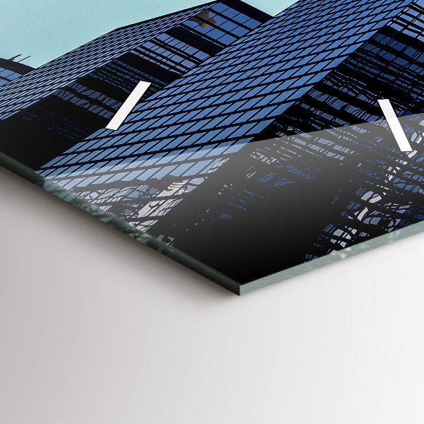 Orologio verticale Aereo sopra gli edifici