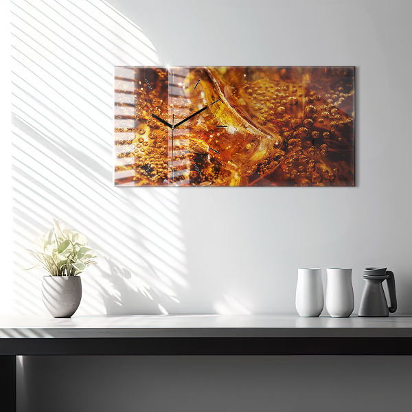 Orologio rettangolare Primo piano della bevanda