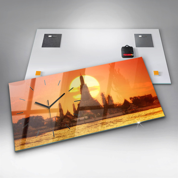 Orologi orizzontali Wat arun bangkok thailand