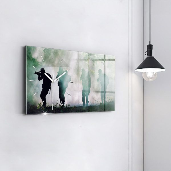 Orologi orizzontali Soldati dell'esercito nella foresta