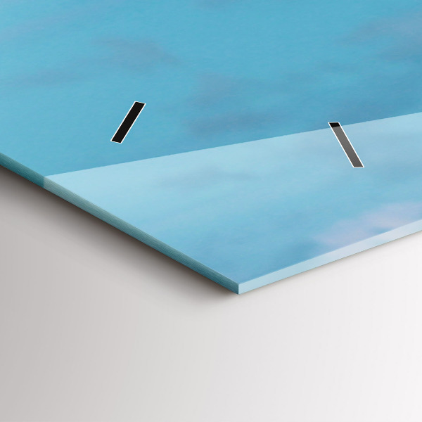 Orologi orizzontali Giraffa alta sullo sfondo del cielo