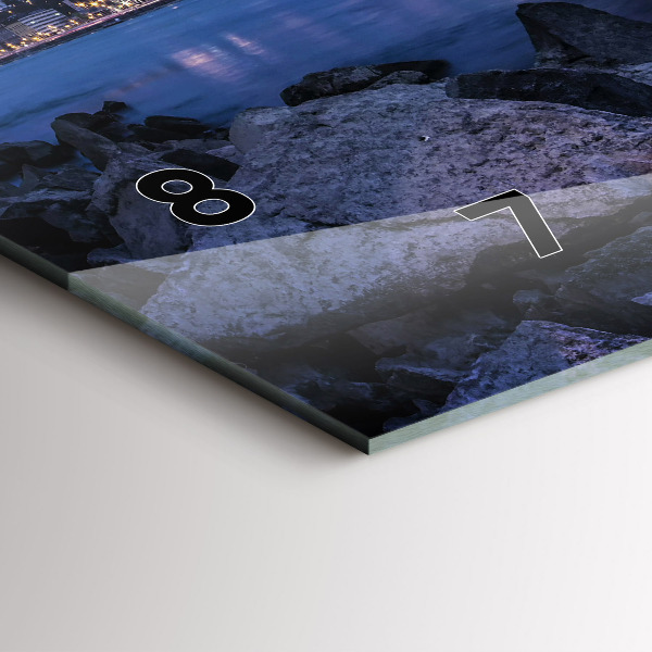 Orologi orizzontali Costa rocciosa sotto il ponte