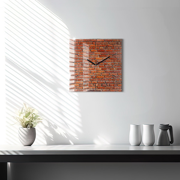 Orologio quadrato Vecchio muro di mattoni