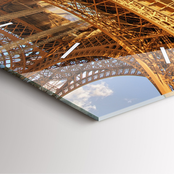 Orologio quadrato La Torre Eiffel contro le nuvole