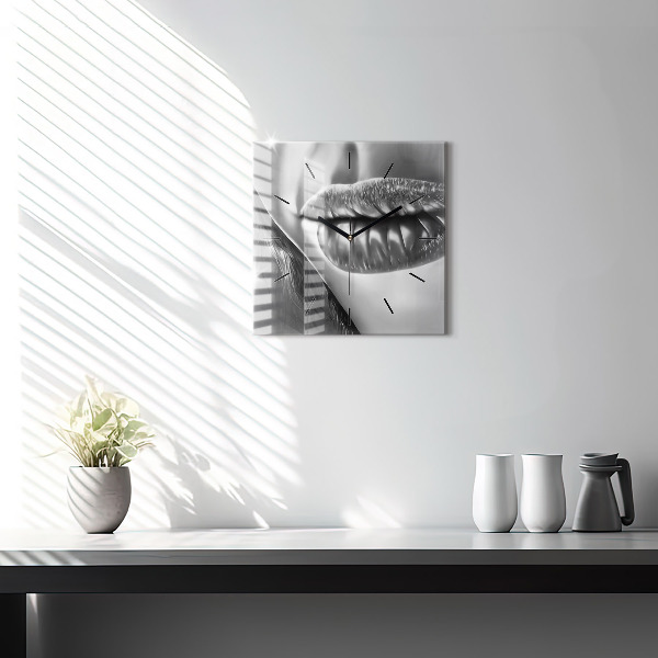 Orologio quadrato Labbra di donna