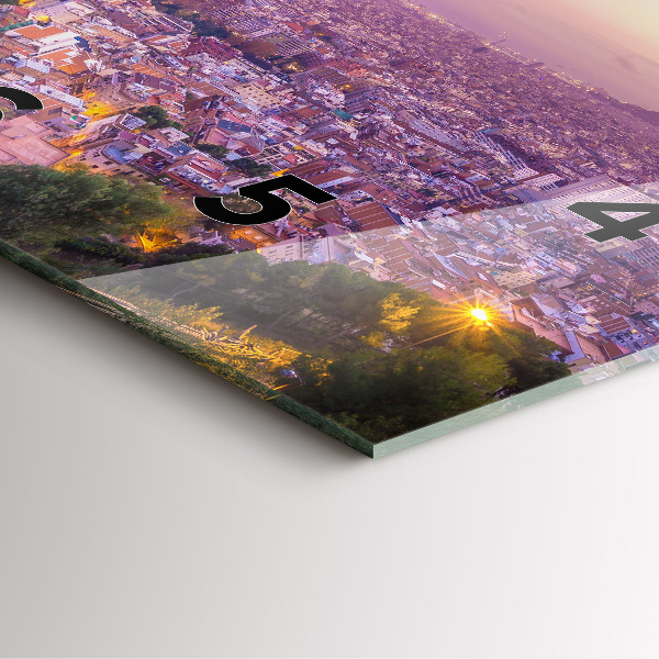 Orologio quadrato in vetro Bunker di Barcellona El Carmel