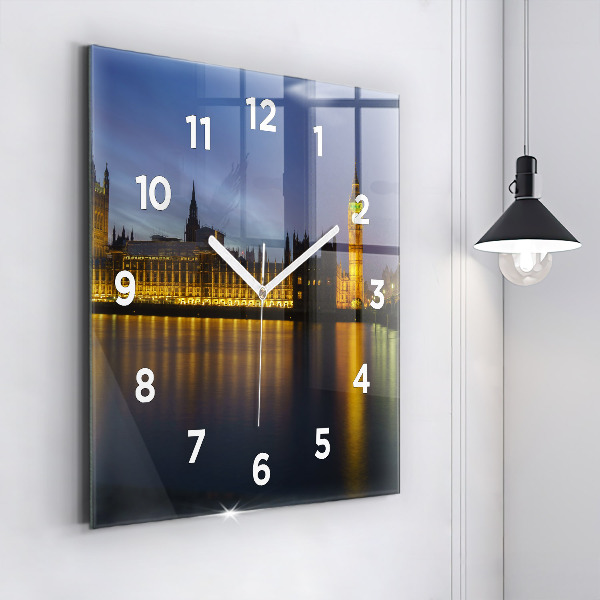 Orologio quadrato Palazzo Winchester Londra