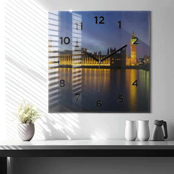 Orologio quadrato Palazzo Winchester Londra