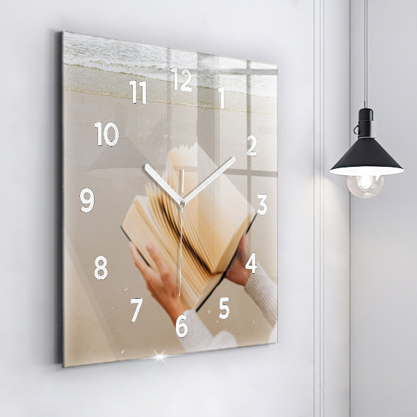 Orologio quadrato Un momento con un libro