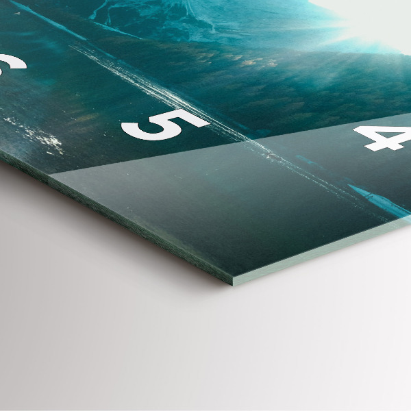 Orologio quadrato Montagna e fiume in Polonia