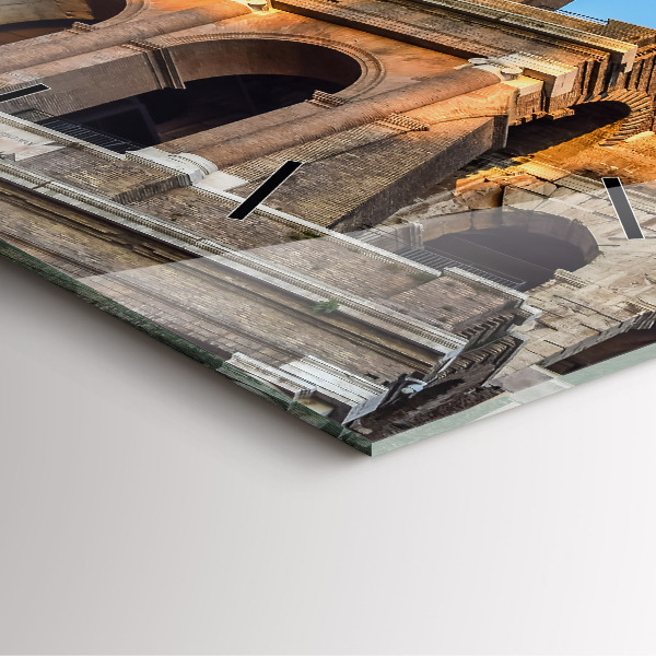 Orologio quadrato Colosseo a Roma