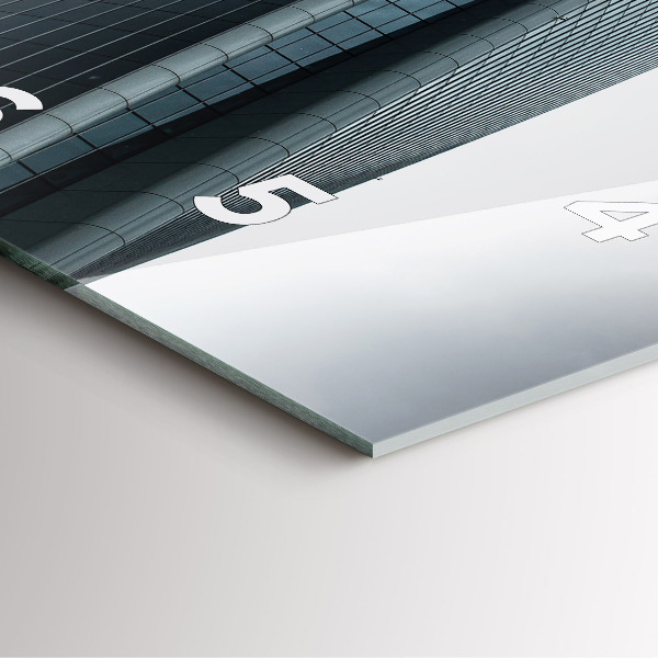 Orologio quadrato Grattacielo a Milano