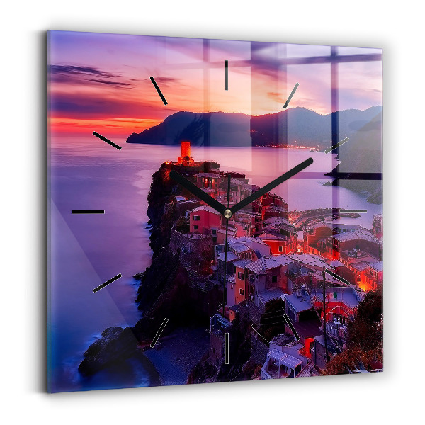 Orologio quadrato Case vicino al lago