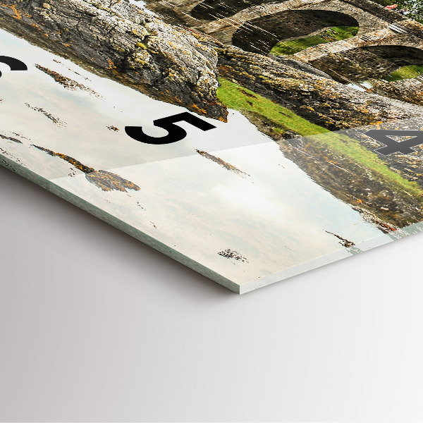 Orologio quadrato Castello di Eilean Donan Scozia