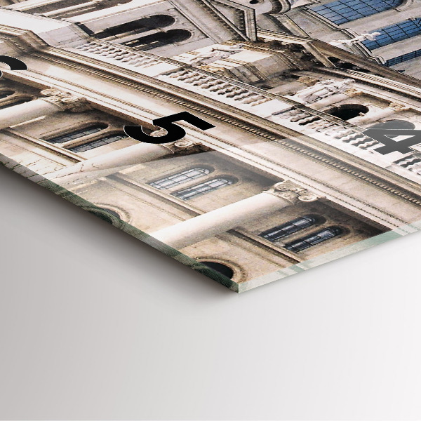 Orologio quadrato Basilica di S. Stefano